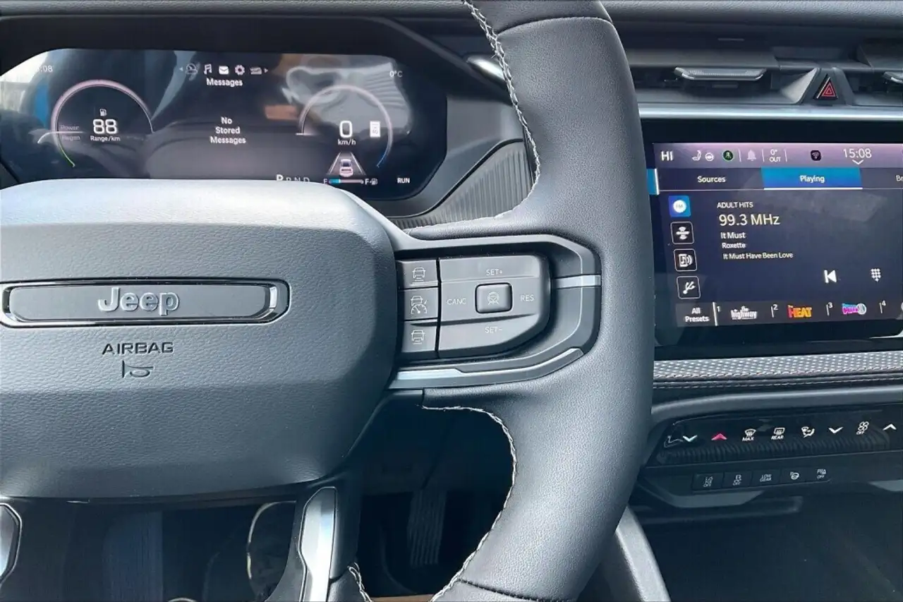 Jeep Cherokee снимка Jeep Cherokee