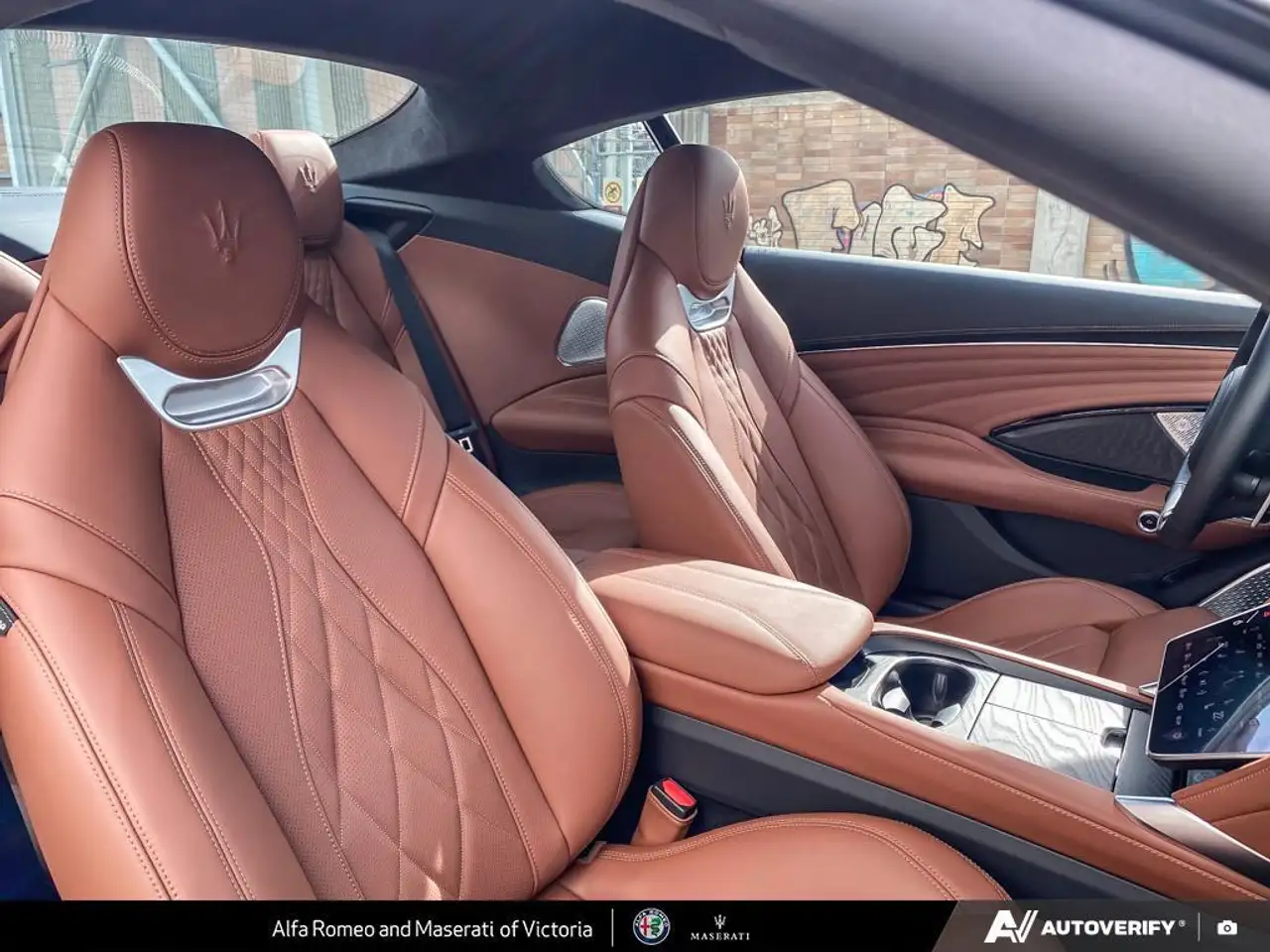 Maserati GranTurismo снимка Maserati GranTurismo