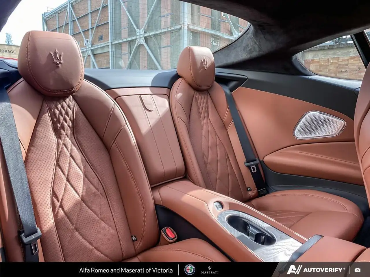 Maserati GranTurismo снимка Maserati GranTurismo
