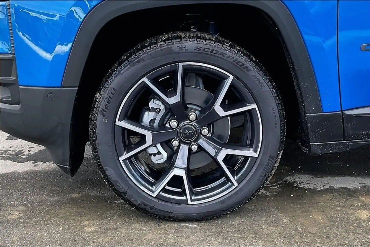 Jeep Cherokee снимка Jeep Cherokee