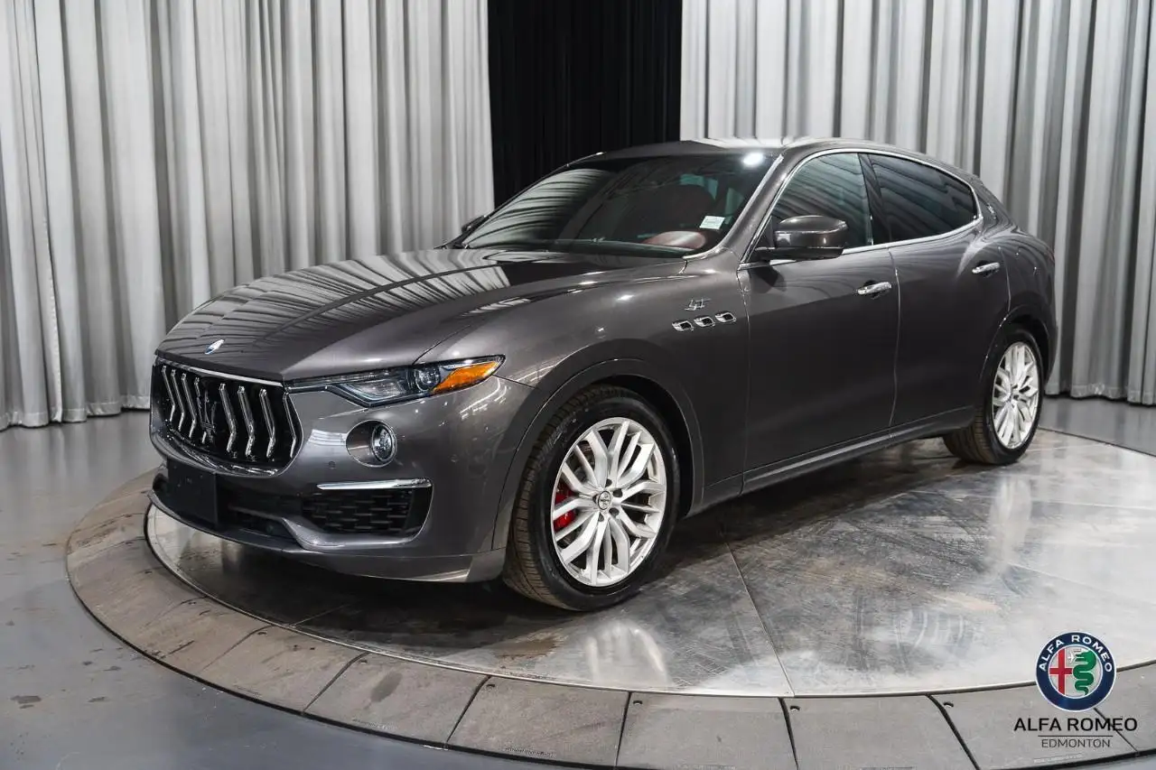 Maserati Levante снимка Maserati Levante