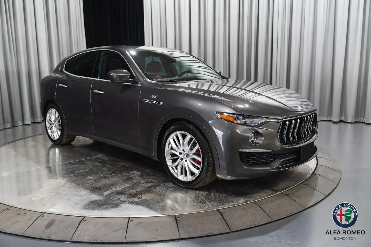 Maserati Levante снимка Maserati Levante