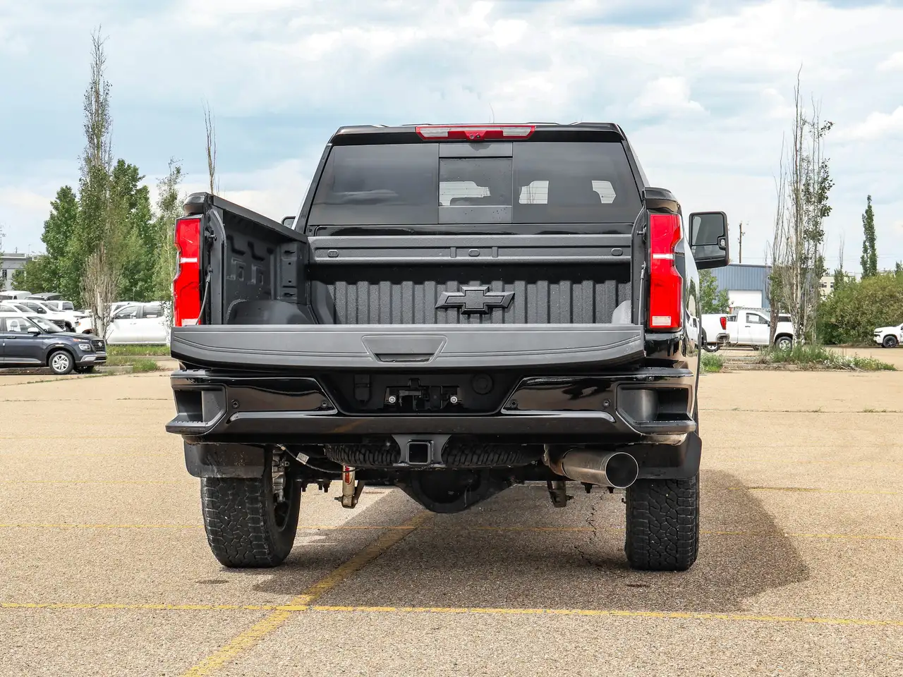 Chevrolet Silverado 3500 photo Chevrolet Silverado 3500