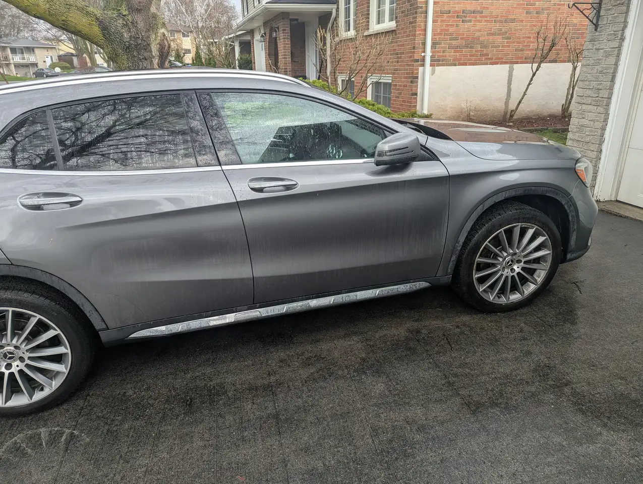 Mercedes-Benz GLA снимка Mercedes-Benz GLA