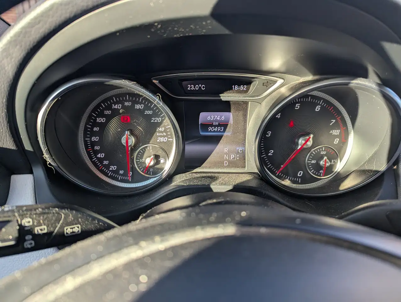 Mercedes-Benz GLA снимка Mercedes-Benz GLA
