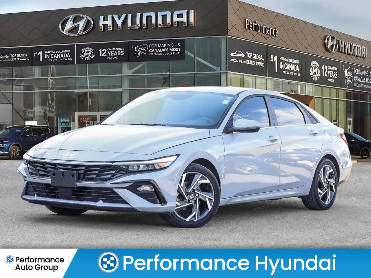 Hyundai ELANTRA снимка Hyundai ELANTRA