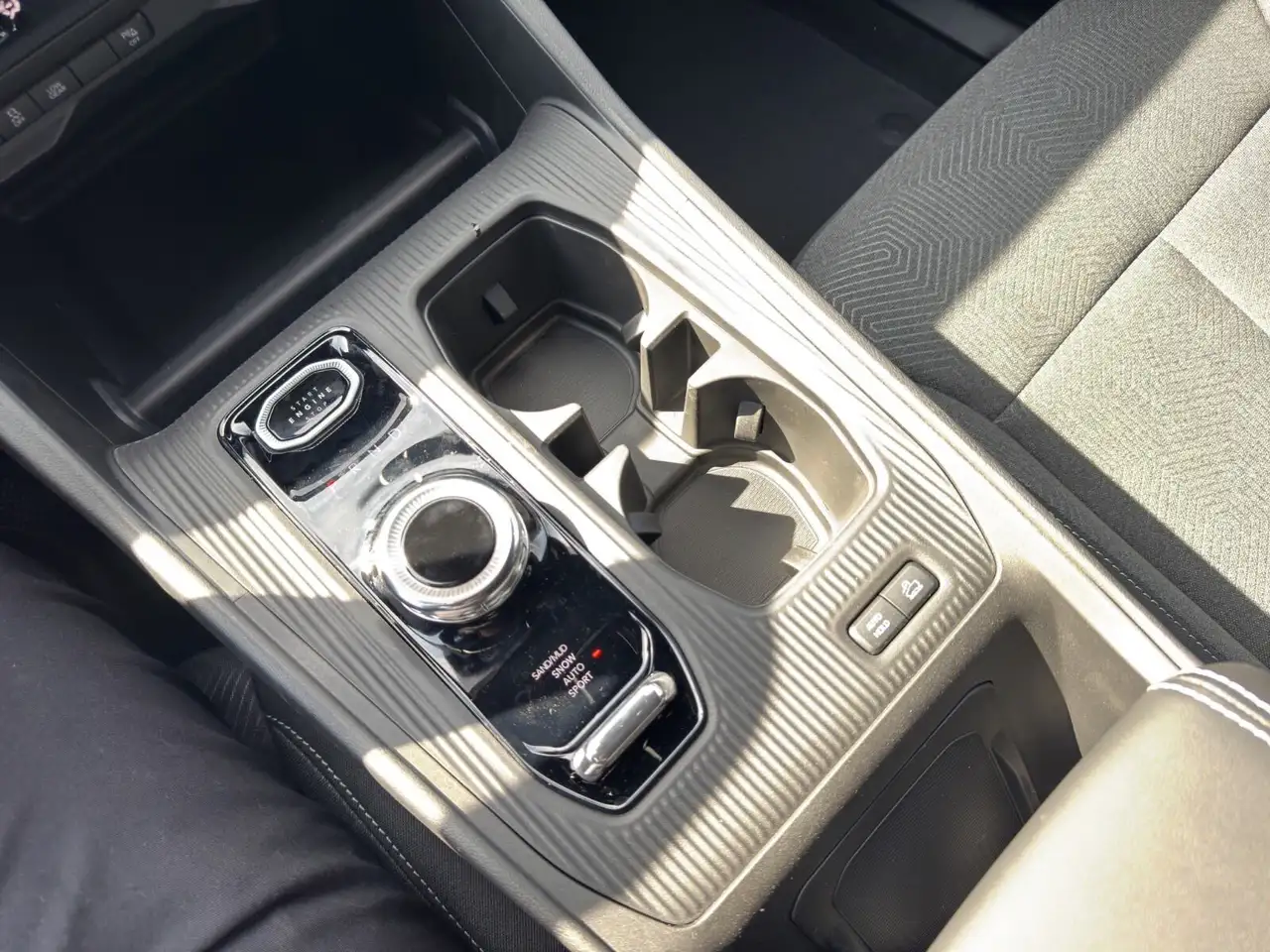 Jeep Cherokee photo Jeep Cherokee