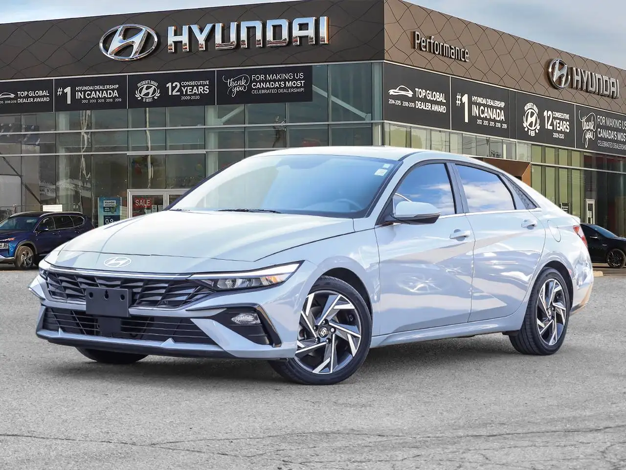 Hyundai ELANTRA снимка Hyundai ELANTRA