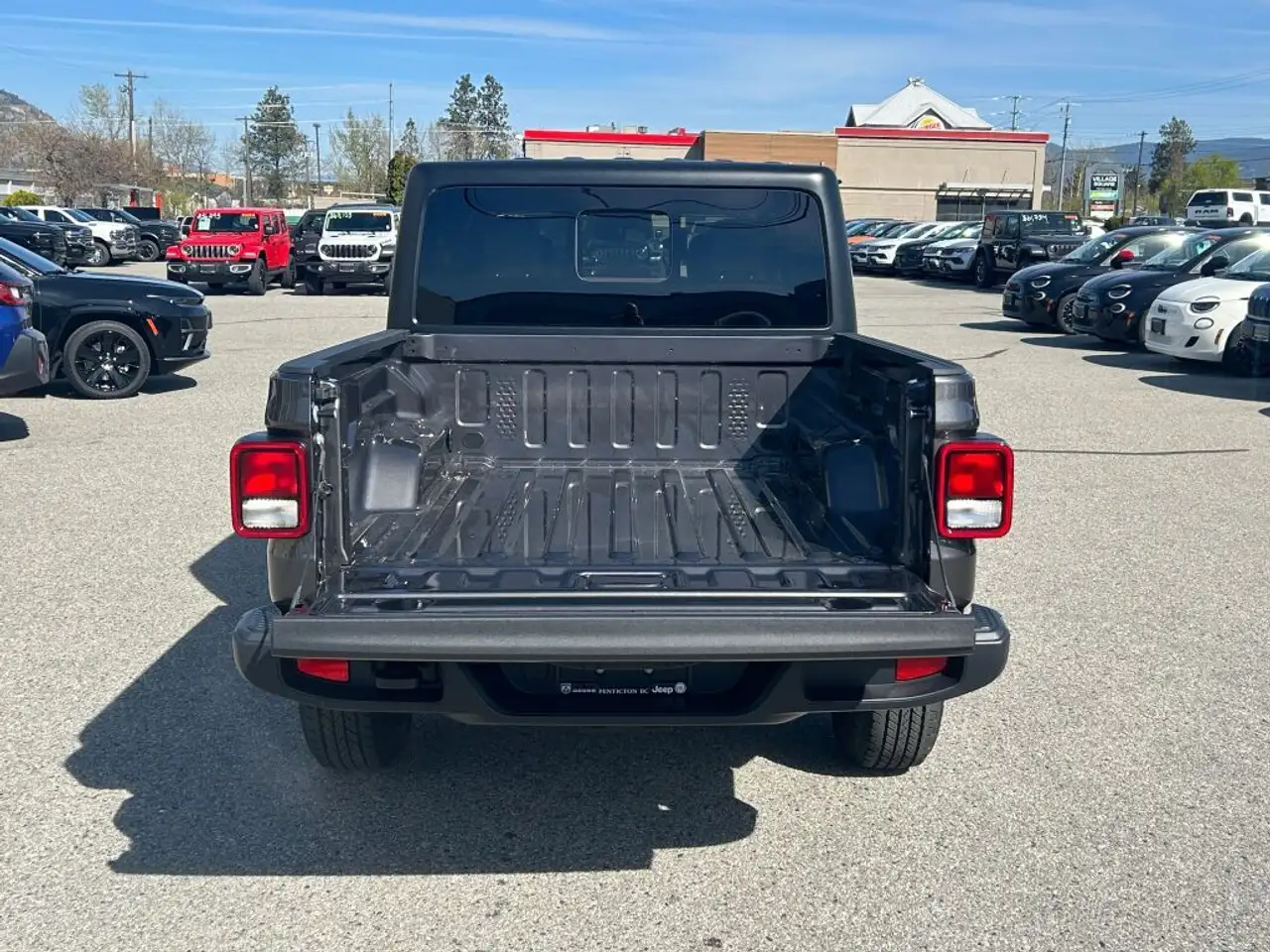 Jeep Gladiator снимка Jeep Gladiator