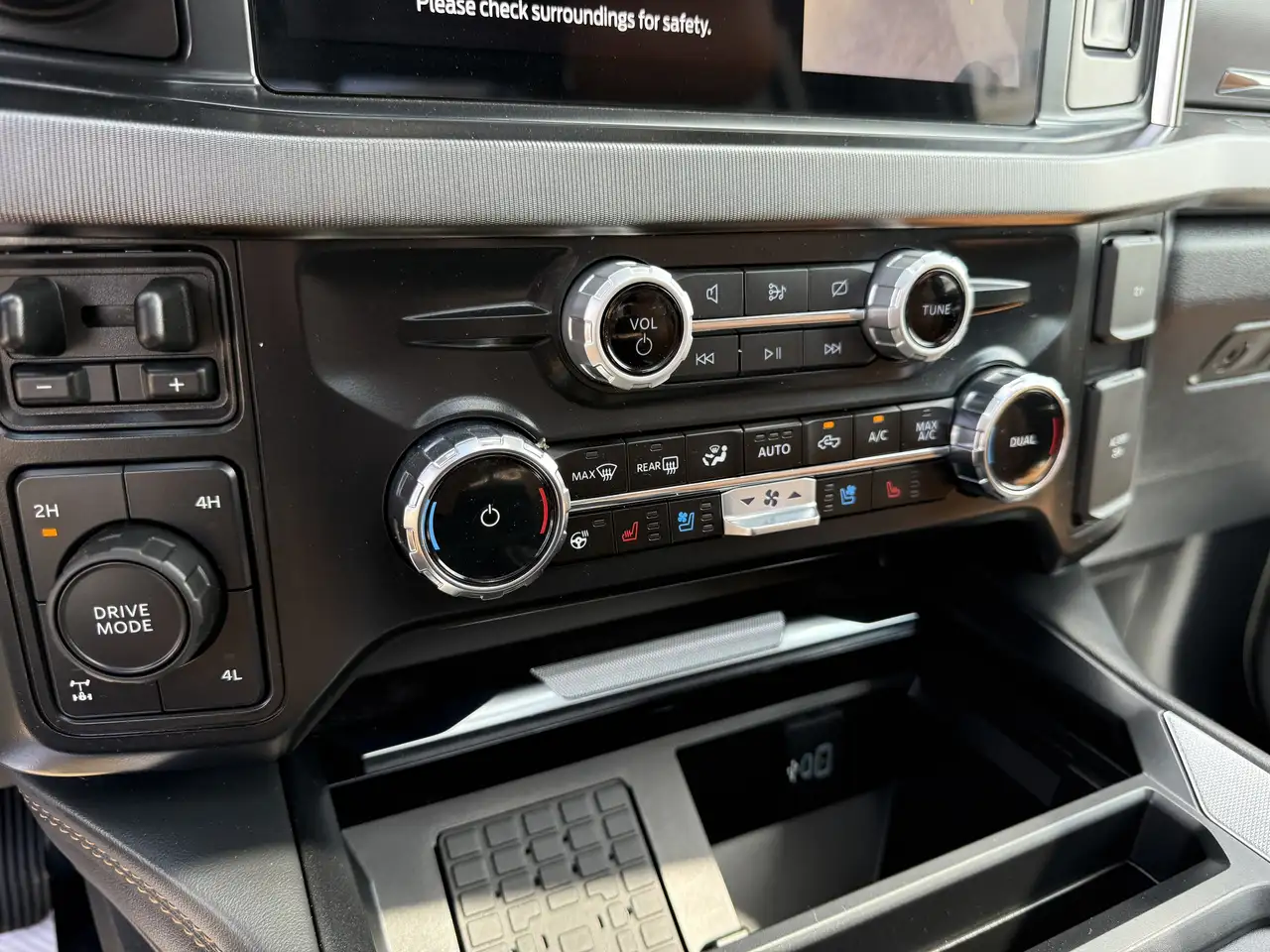 Ford F 350 снимка Ford F 350