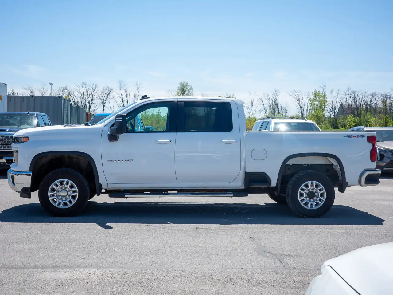 Chevrolet Silverado 2500 снимка Chevrolet Silverado 2500