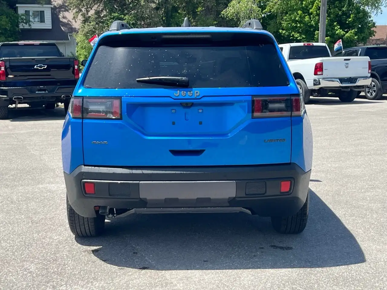 Jeep Cherokee photo Jeep Cherokee