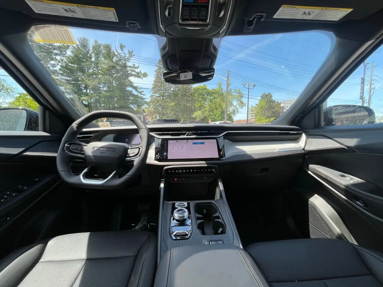 Jeep Cherokee photo Jeep Cherokee