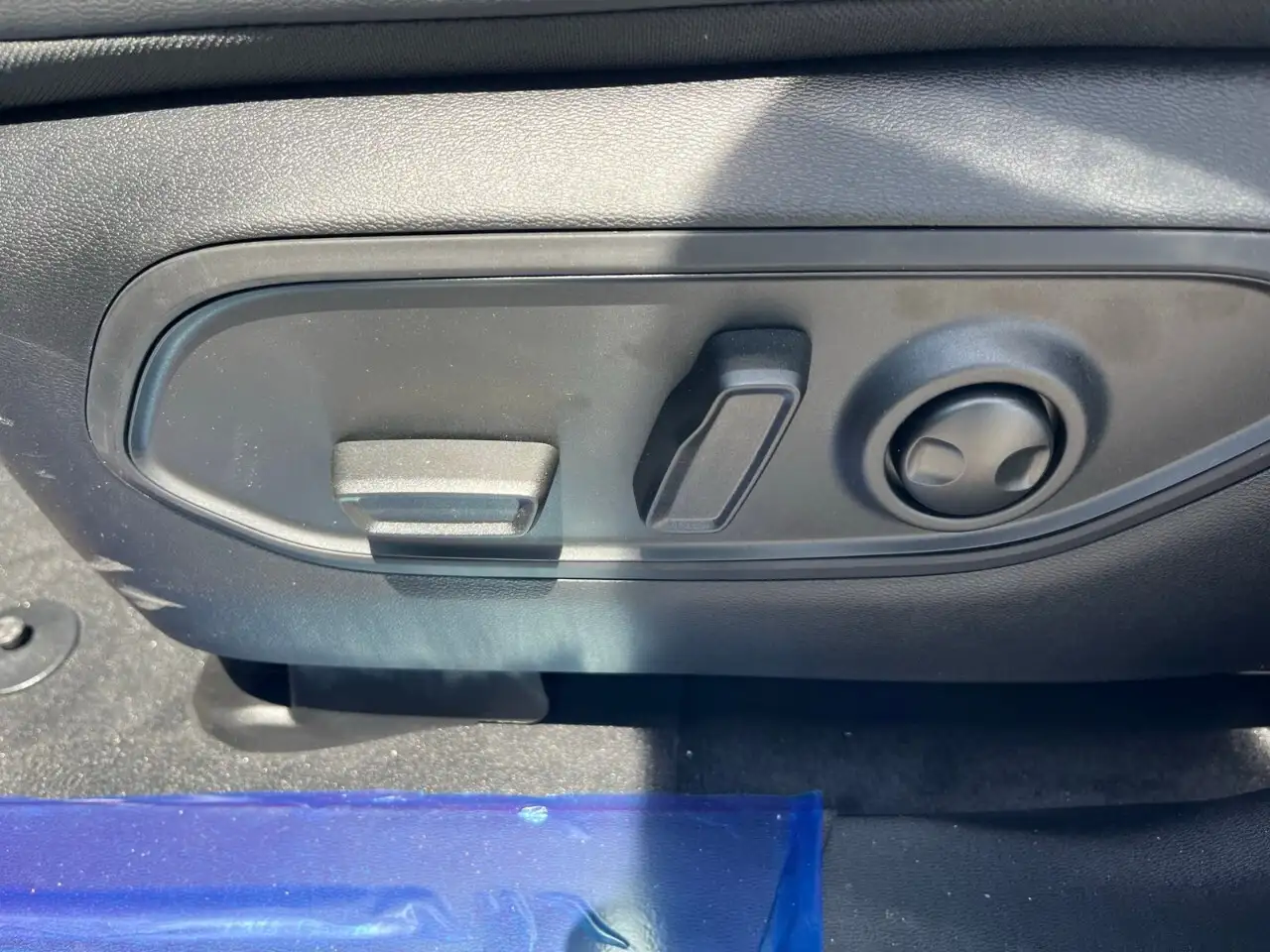 Jeep Cherokee photo Jeep Cherokee
