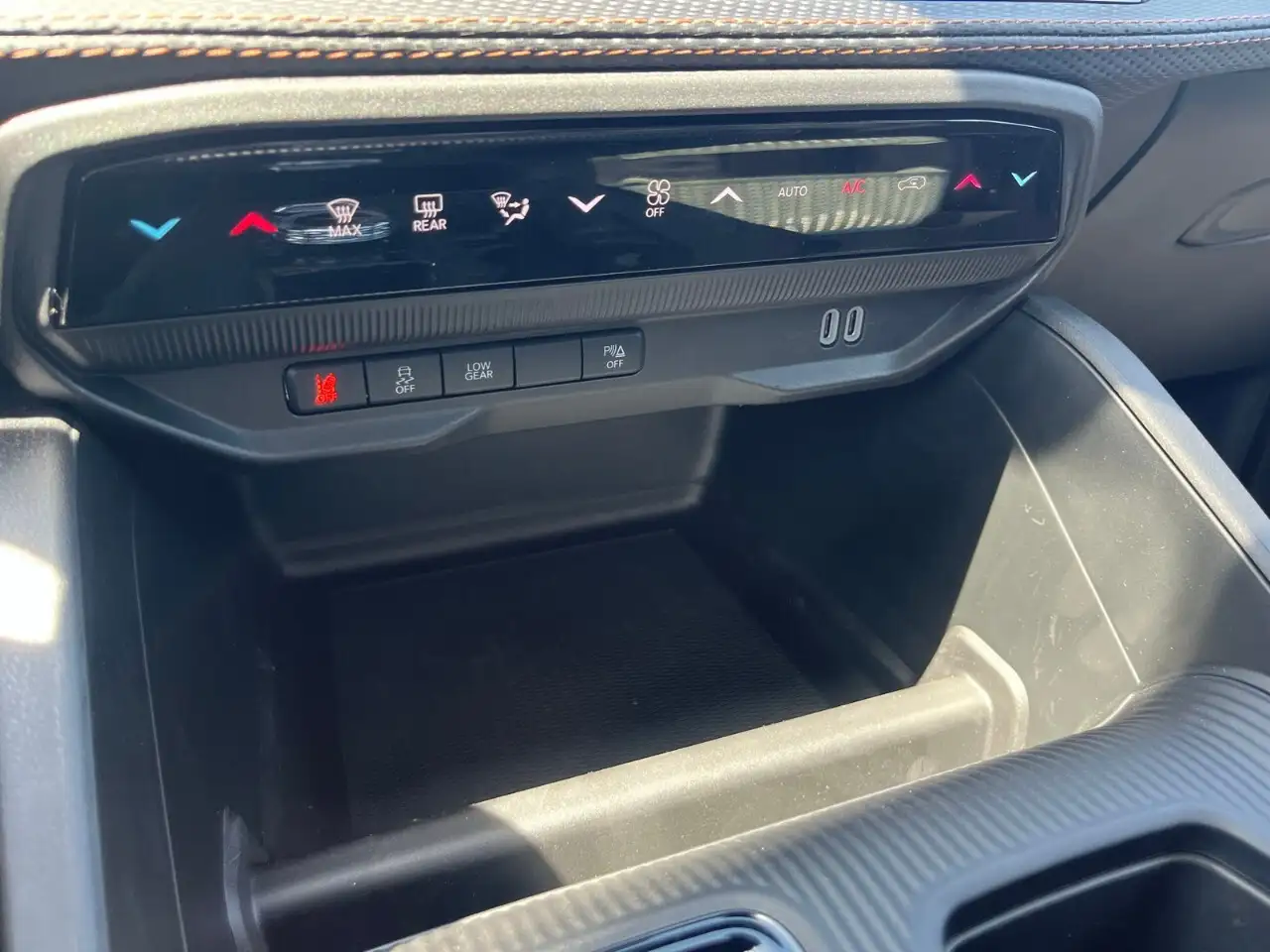 Jeep Cherokee photo Jeep Cherokee