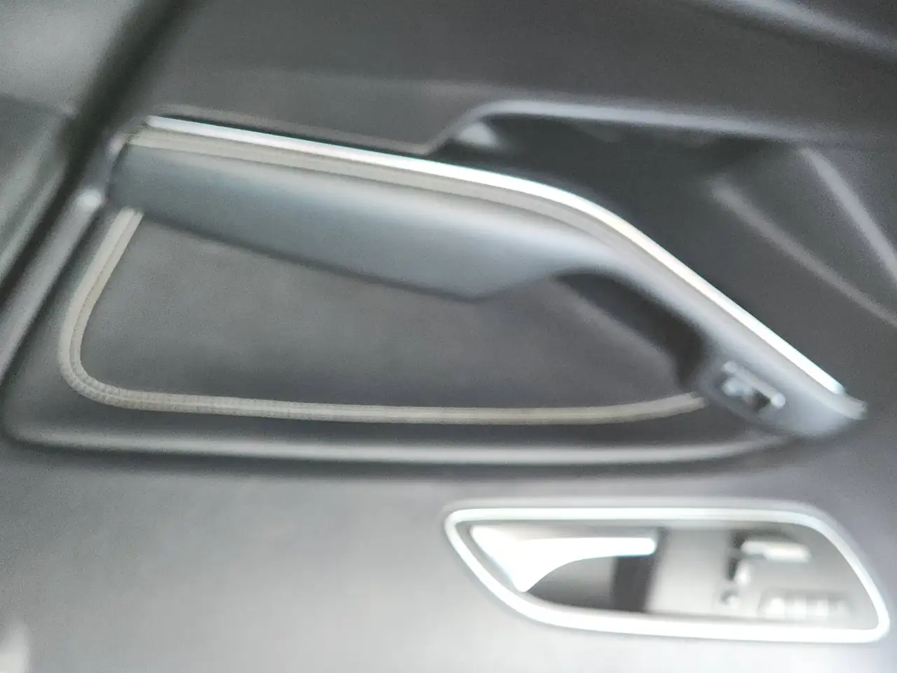 Mercedes-Benz GLA снимка Mercedes-Benz GLA