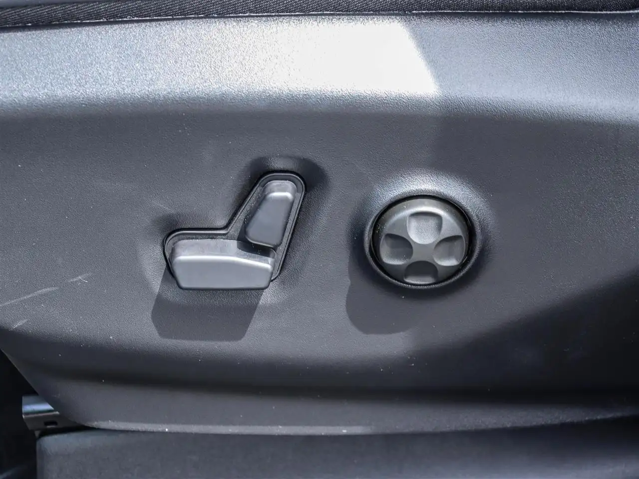 Chrysler Pacifica снимка Chrysler Pacifica