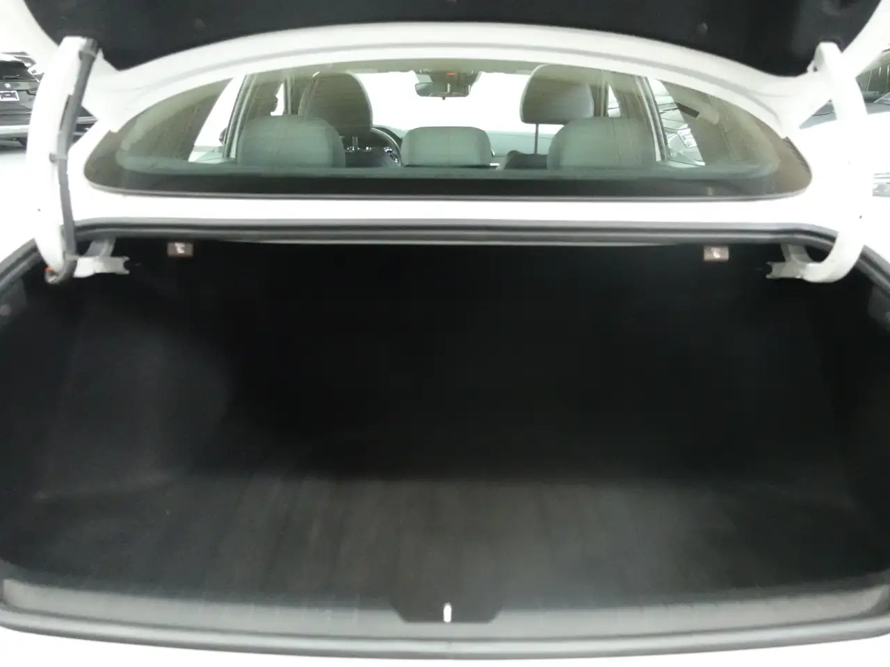 Hyundai SONATA снимка Hyundai SONATA