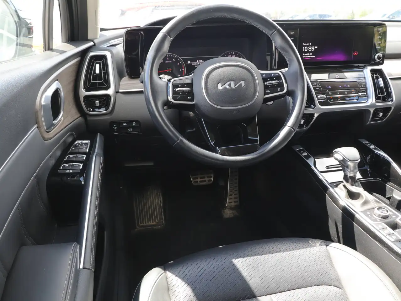 Kia Sorento снимка Kia Sorento
