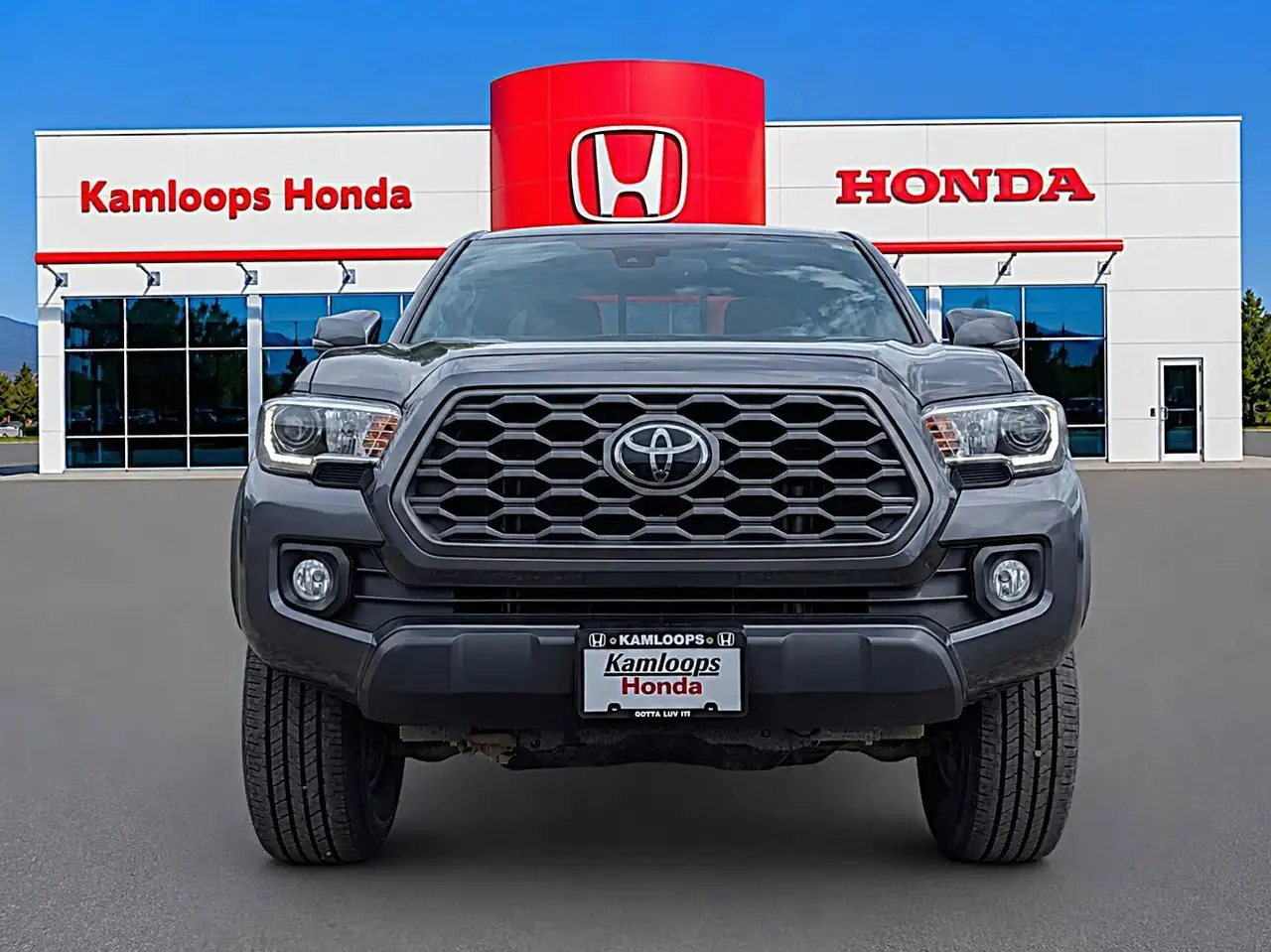 Toyota Tacoma снимка Toyota Tacoma