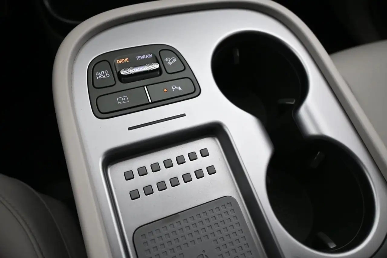 Hyundai IONIQ 9 снимка Hyundai IONIQ 9