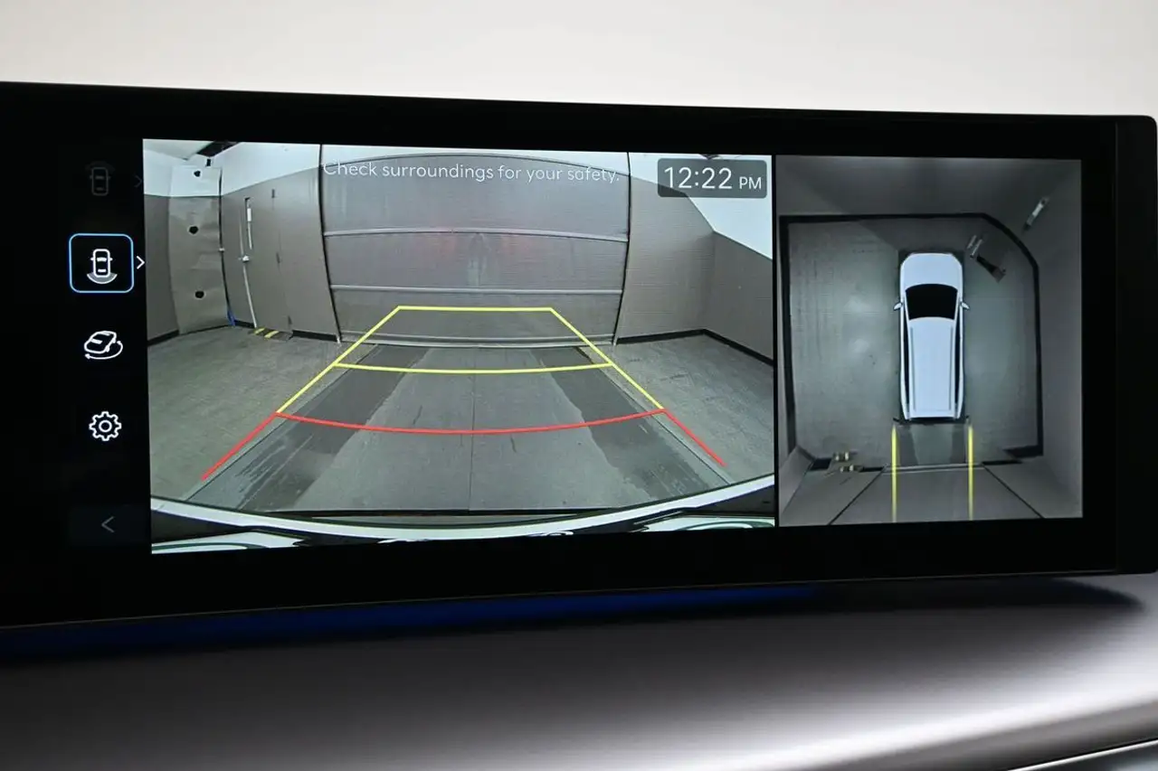 Hyundai IONIQ 9 снимка Hyundai IONIQ 9