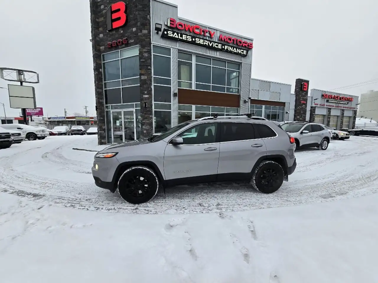Jeep Cherokee photo Jeep Cherokee