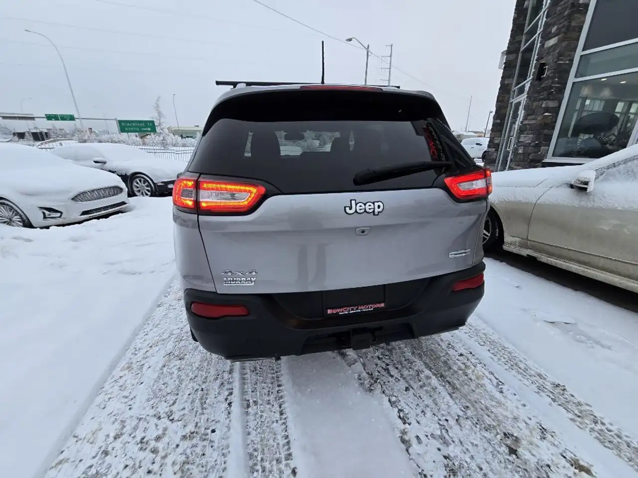Jeep Cherokee photo Jeep Cherokee
