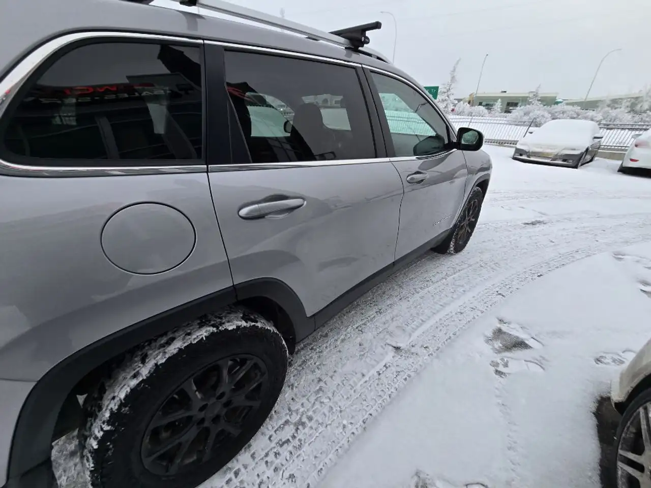 Jeep Cherokee photo Jeep Cherokee