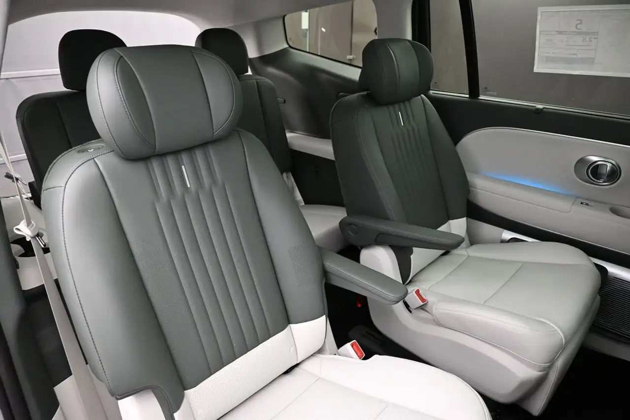 Hyundai IONIQ 9 снимка Hyundai IONIQ 9