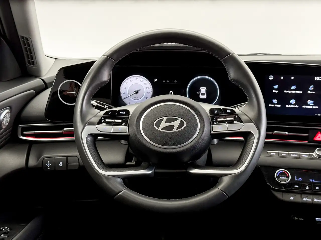 Hyundai ELANTRA fotografie Hyundai ELANTRA