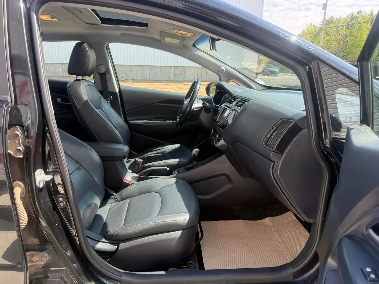 Kia Rio photo Kia Rio