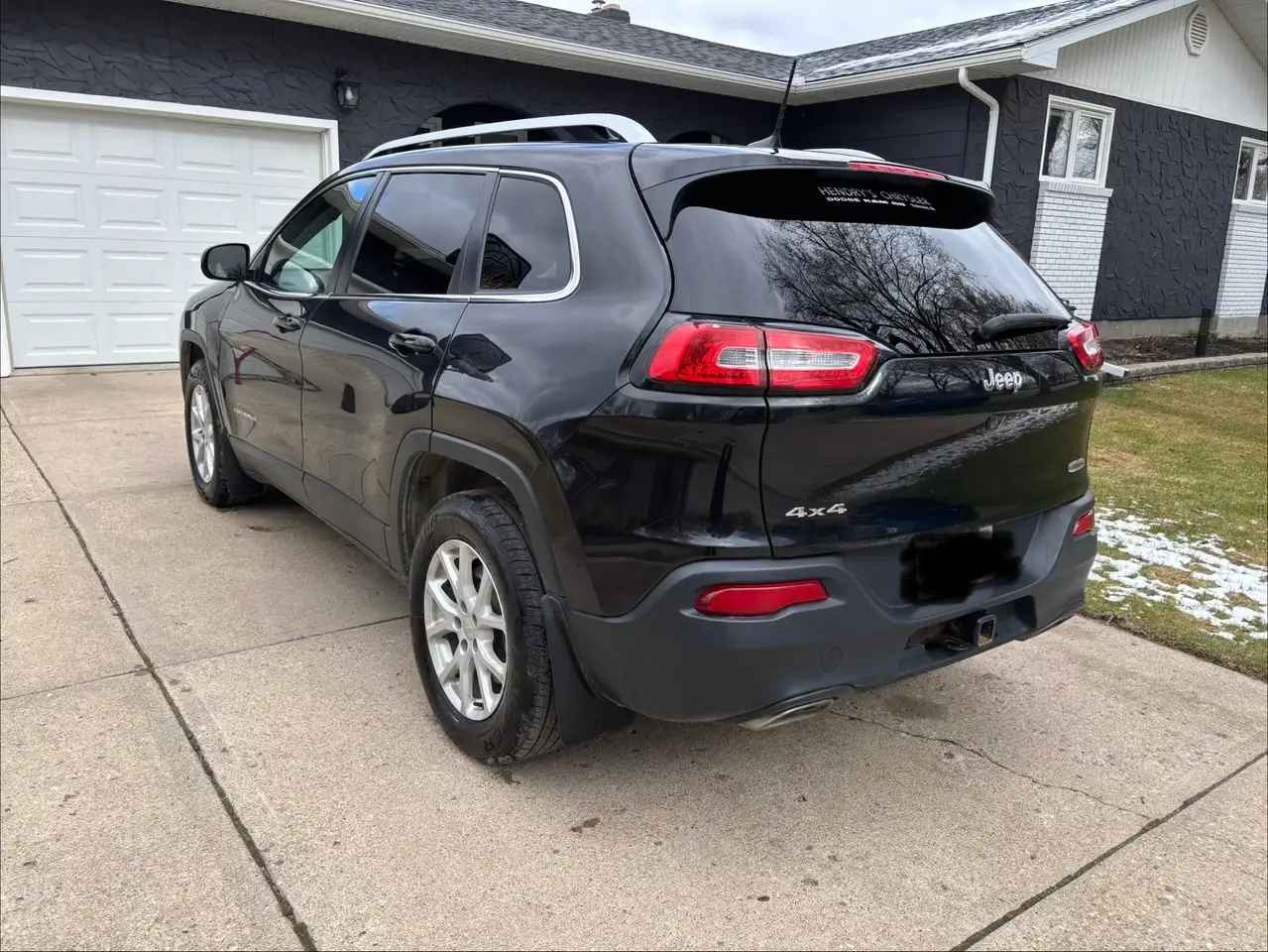 Jeep Cherokee photo Jeep Cherokee