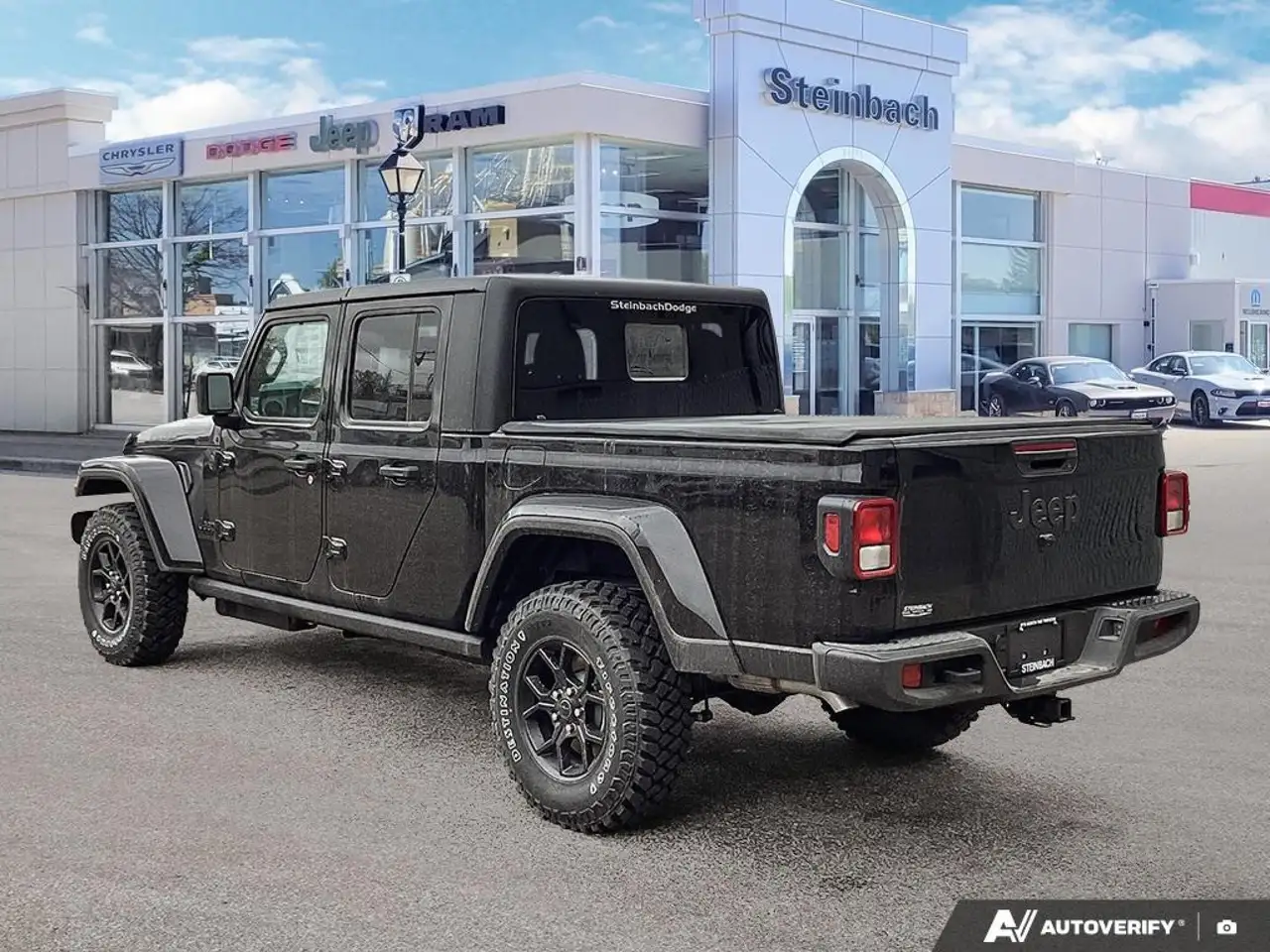 Jeep Gladiator photo Jeep Gladiator