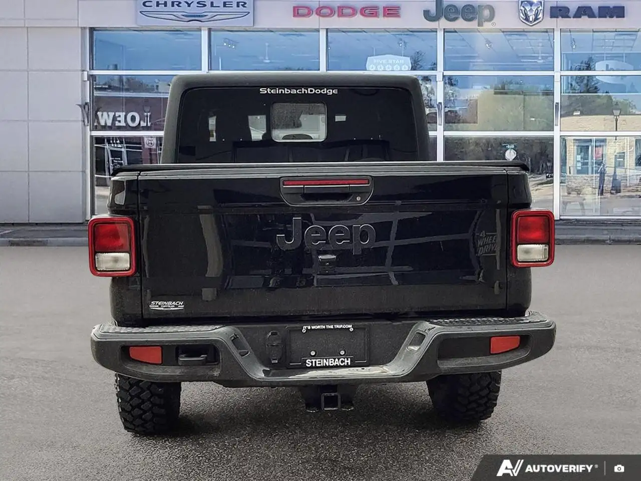 Jeep Gladiator photo Jeep Gladiator