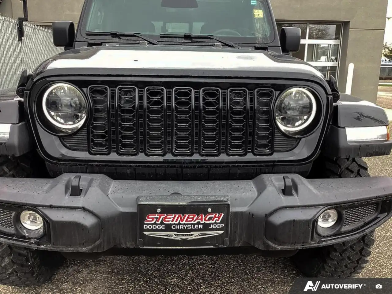 Jeep Gladiator photo Jeep Gladiator