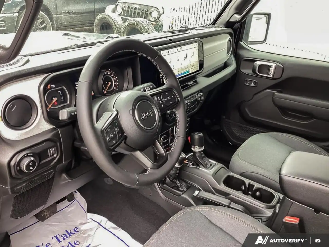 Jeep Gladiator photo Jeep Gladiator