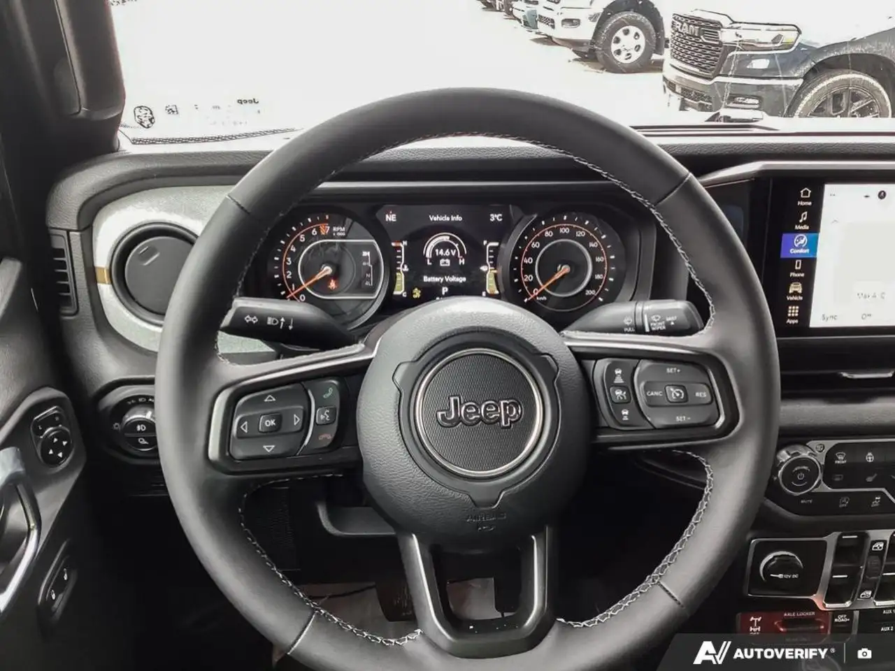 Jeep Gladiator photo Jeep Gladiator
