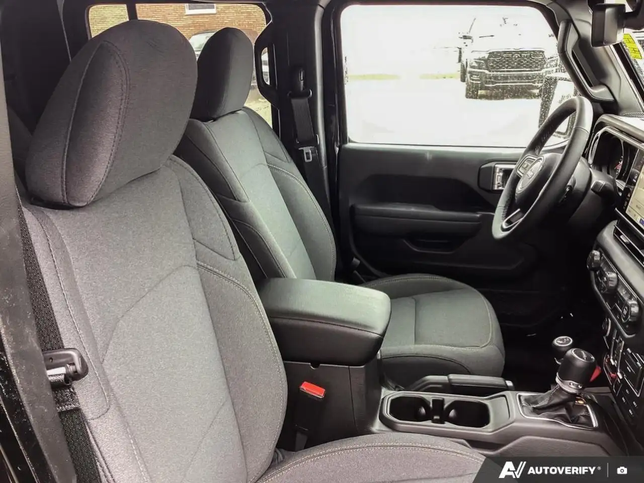 Jeep Gladiator photo Jeep Gladiator