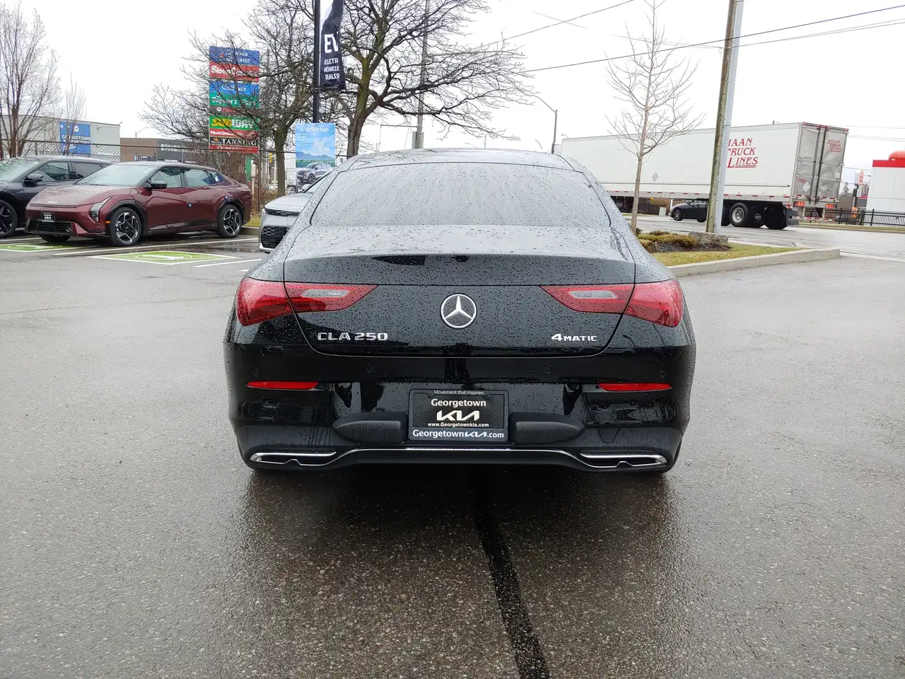 Mercedes-Benz CLA снимка Mercedes-Benz CLA