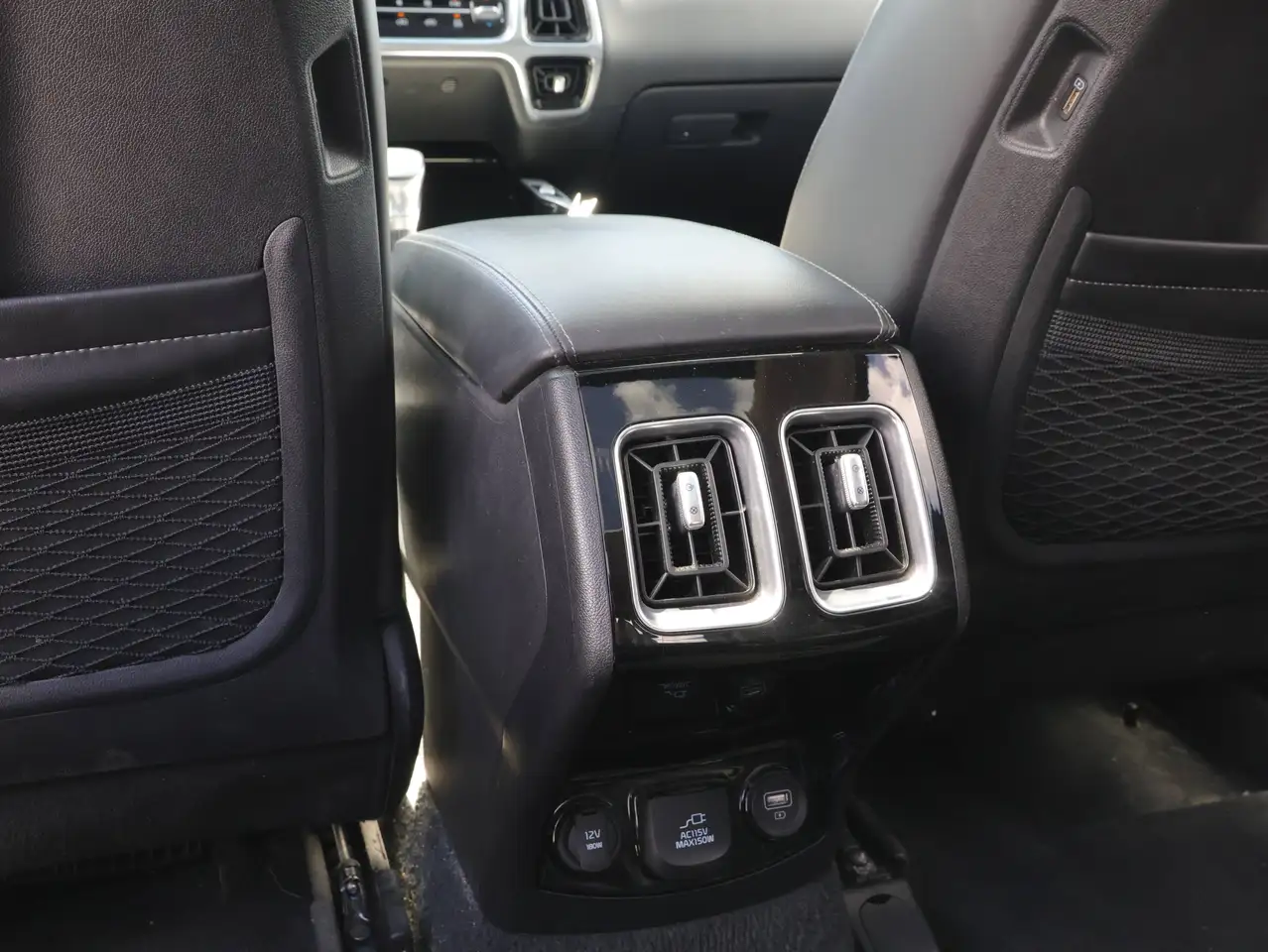 Kia Sorento снимка Kia Sorento
