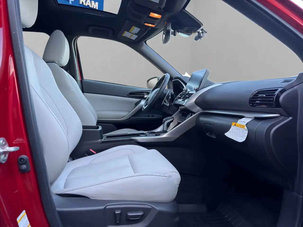 Mitsubishi Eclipse Cross снимка Mitsubishi Eclipse Cross
