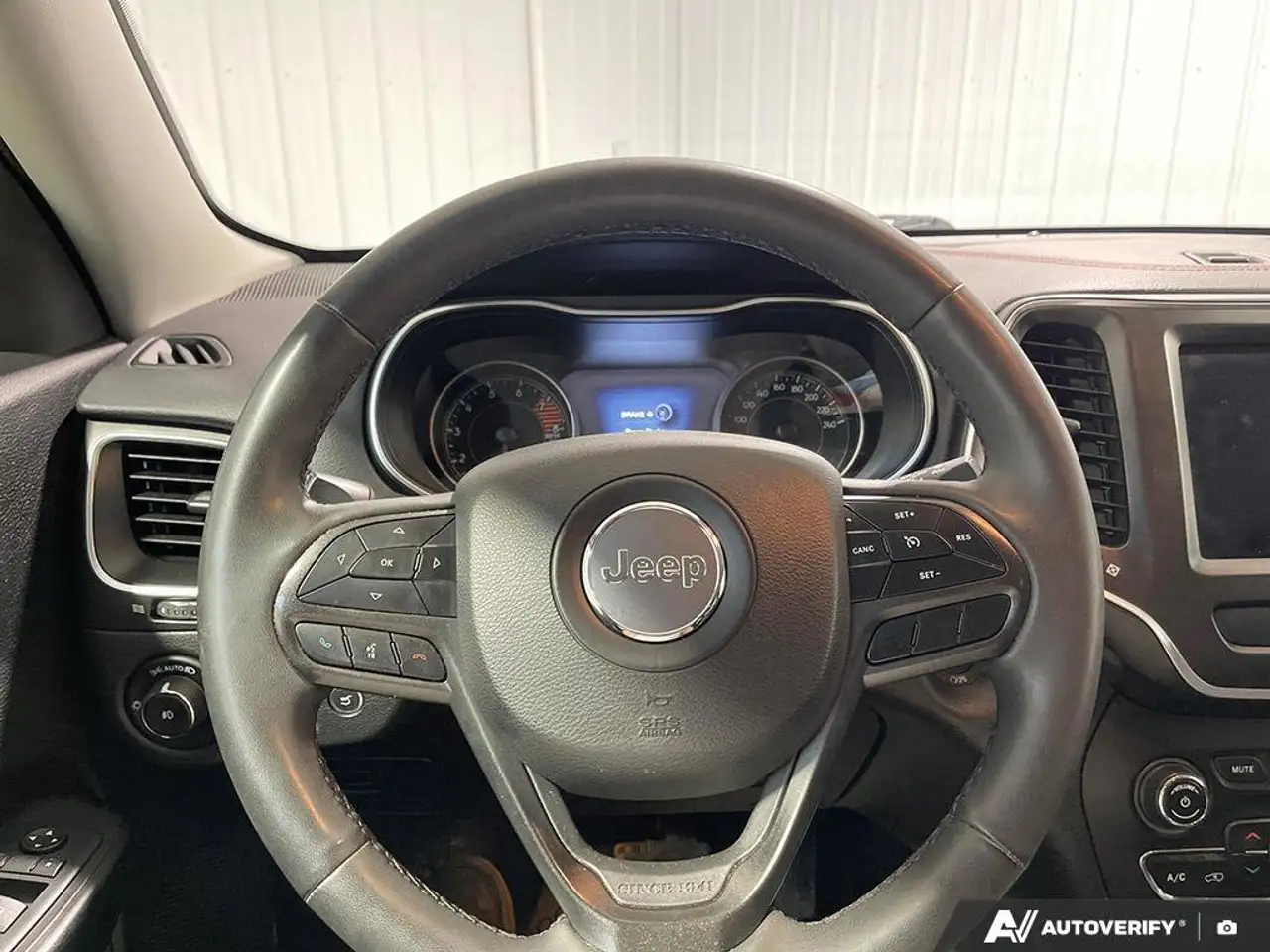 Jeep Cherokee fotografie Jeep Cherokee