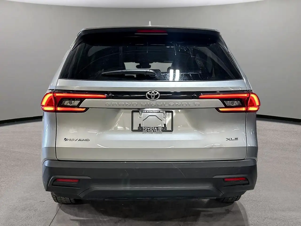 Toyota Grand Highlander fotografie Toyota Grand Highlander