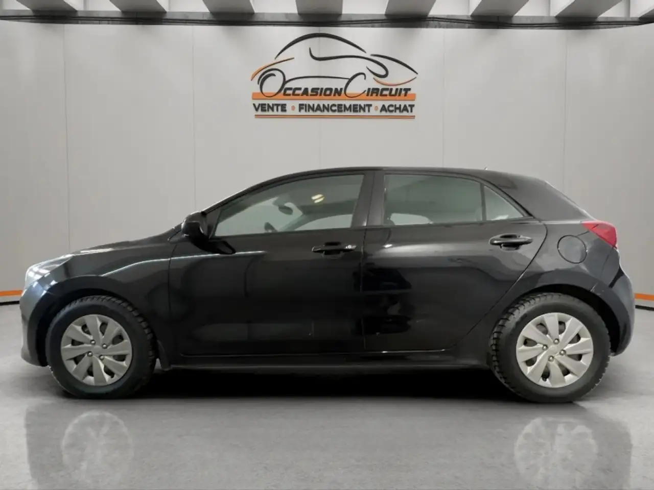 Kia Rio снимка Kia Rio