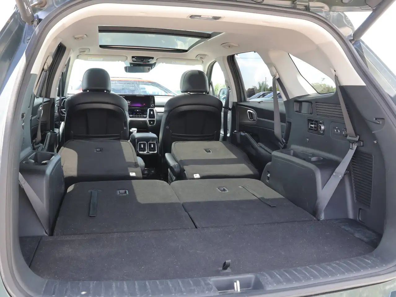 Kia Sorento снимка Kia Sorento