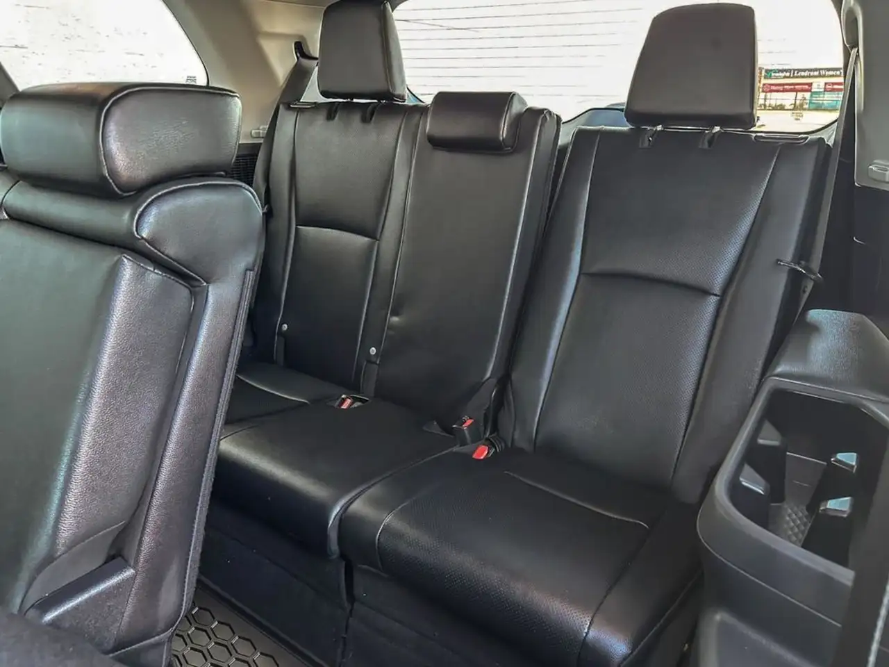 Toyota Grand Highlander fotografie Toyota Grand Highlander