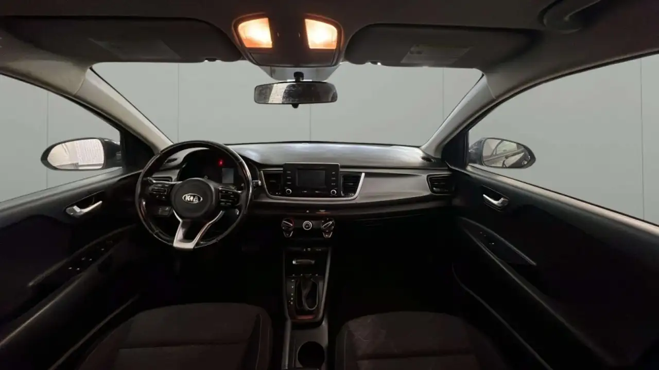 Kia Rio снимка Kia Rio