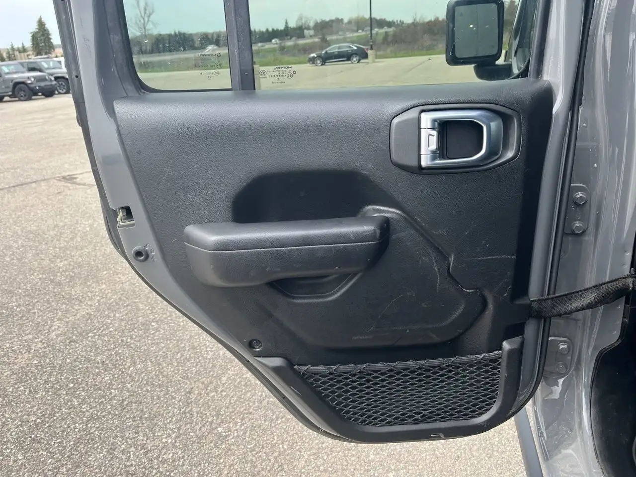 Jeep Gladiator снимка Jeep Gladiator