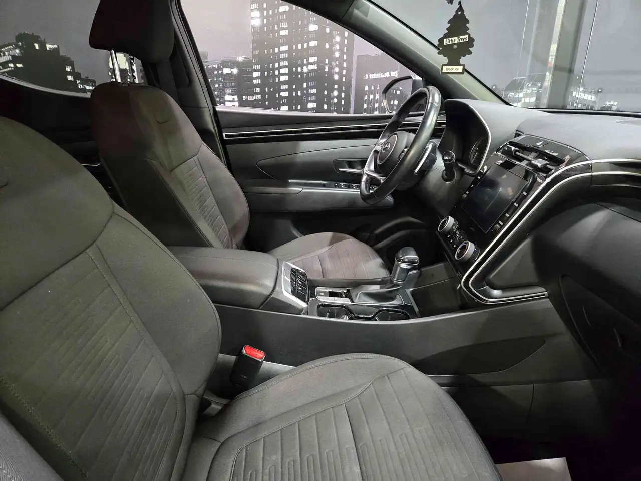 Hyundai Santa Cruz снимка Hyundai Santa Cruz